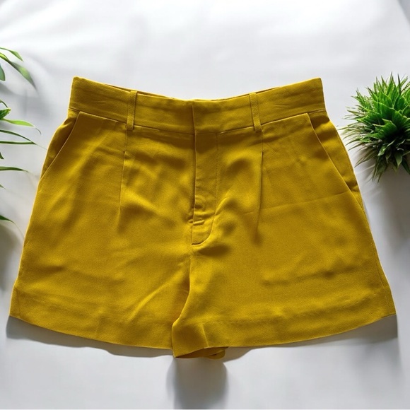 CHLOÉ High Waist Corn Yellow Tailored Shorts – Size 38 - Picture 1 of 8